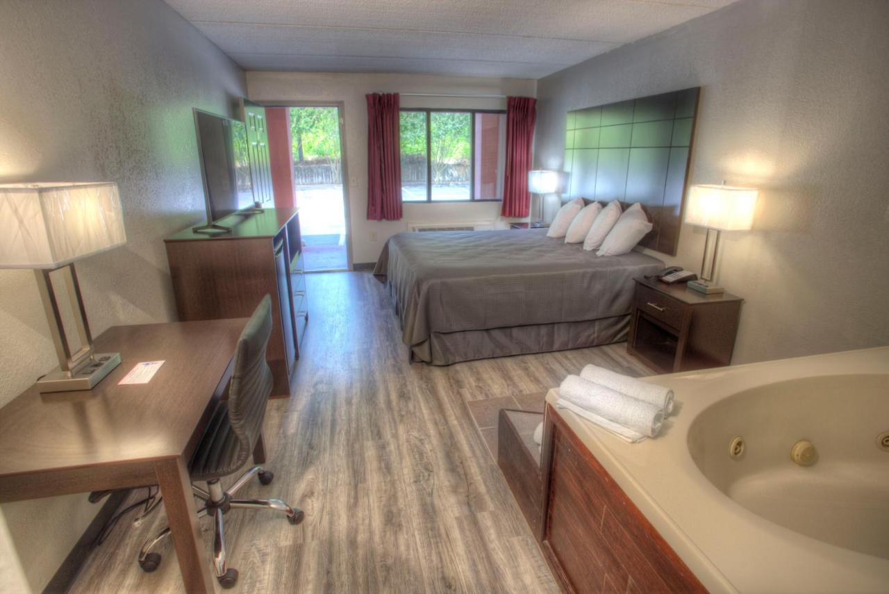 Econolodge In Helen Ga הלן מראה חיצוני תמונה